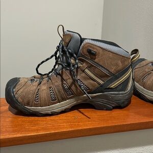 Women's Keen Brown Hiking Boots